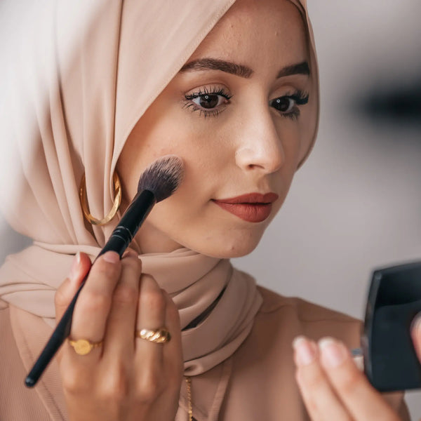 تحاولين إخفاءها بالمكياج يوميًا